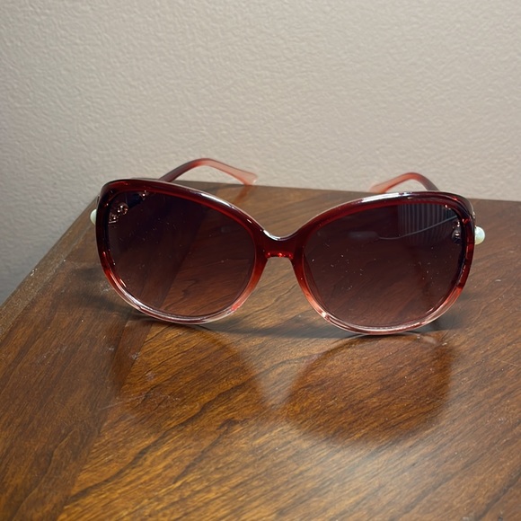 90s sunglasses - Picture 2 of 4